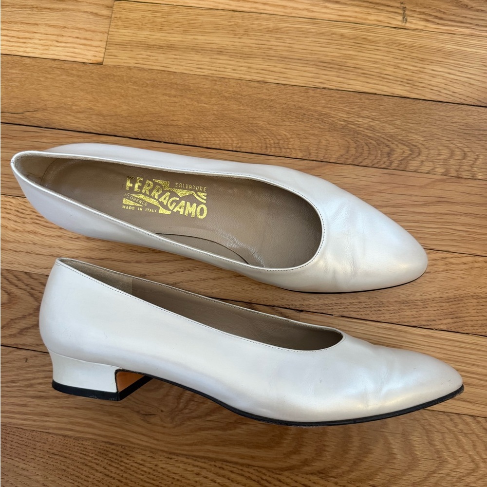 Ferragamo Women White Pumps size 9.5